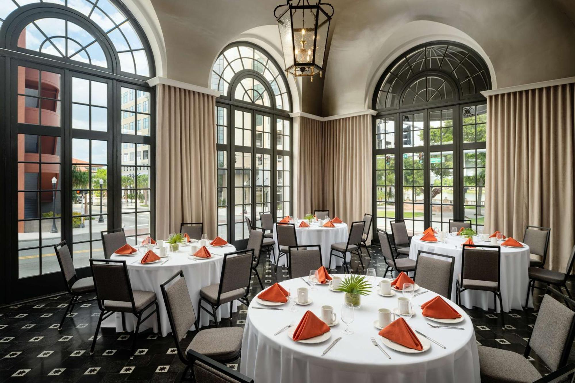 The Terrace Hotel Lakeland, Tapestry Collection By Hilton Luaran gambar